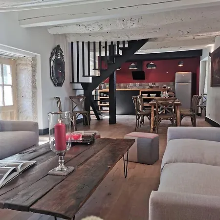 11 Pers Les Maisons Medievales De Charme En Quercy * Puylagarde