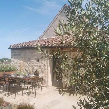 11 Pers Les Maisons Médiévales De Charme En Quercy