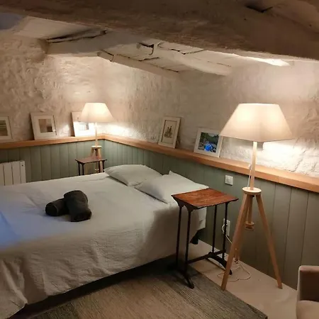 11 Pers Les Maisons Medievales De Charme En Quercy Puylagarde